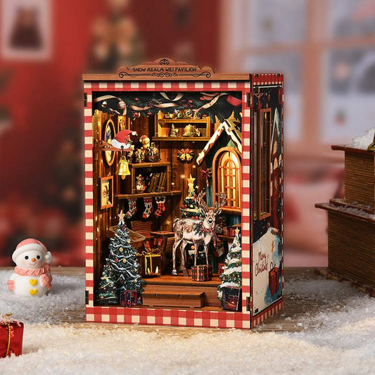 Snowy Christmas Cabin Miniature House Kit